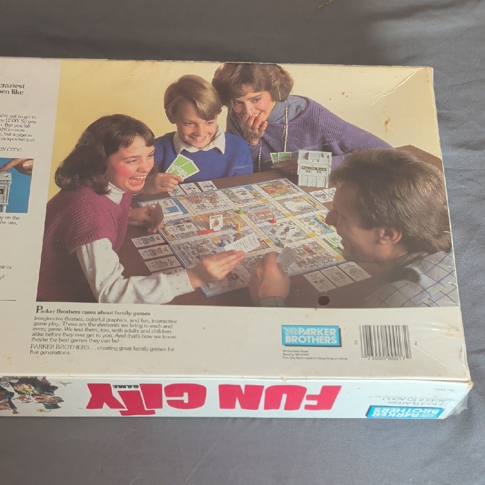 FUN CITY Vintage Board Game by Parker Brothers - White & Pink Box - Picture 6 of 7